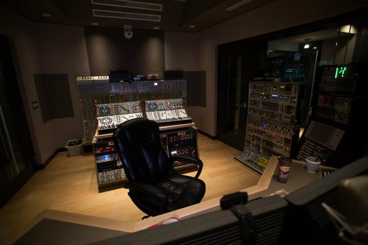 Deadmau5 Studio | Pilchner Schoustal International Inc.